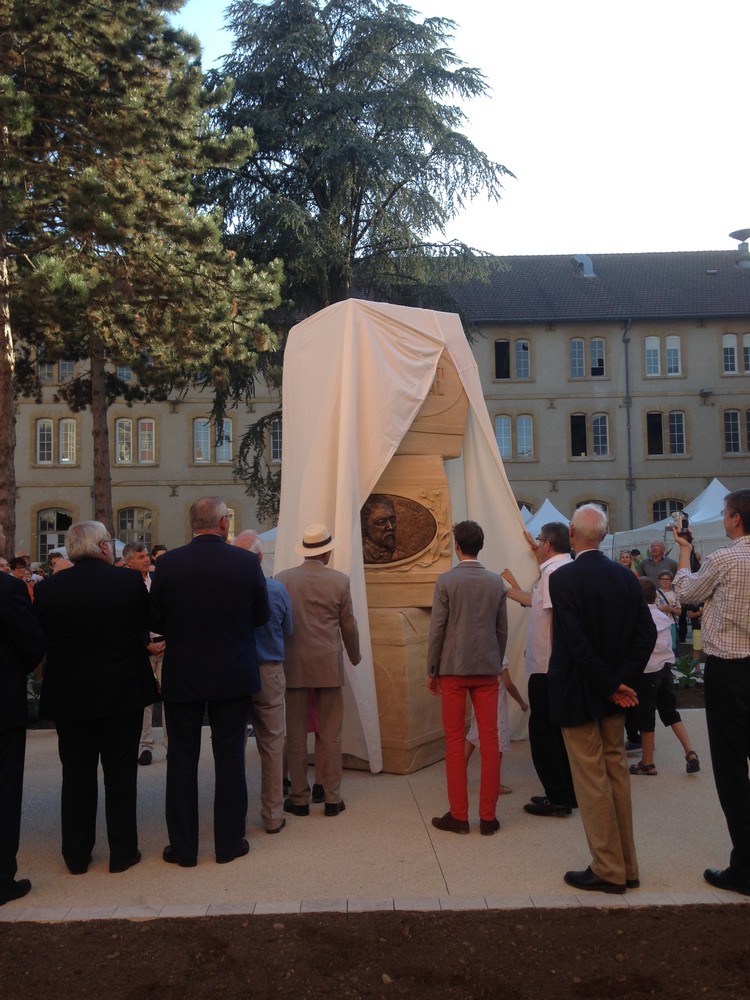 Inauguration à la manufacture des tabacs