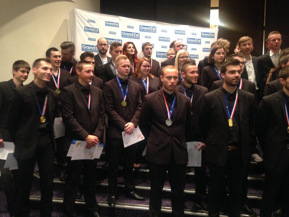 Remise des médailles pour les olympiades des métiers 2017