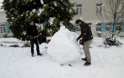 Nos sculpteurs à l’oeuvre.